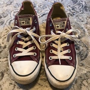 Red converse size 8